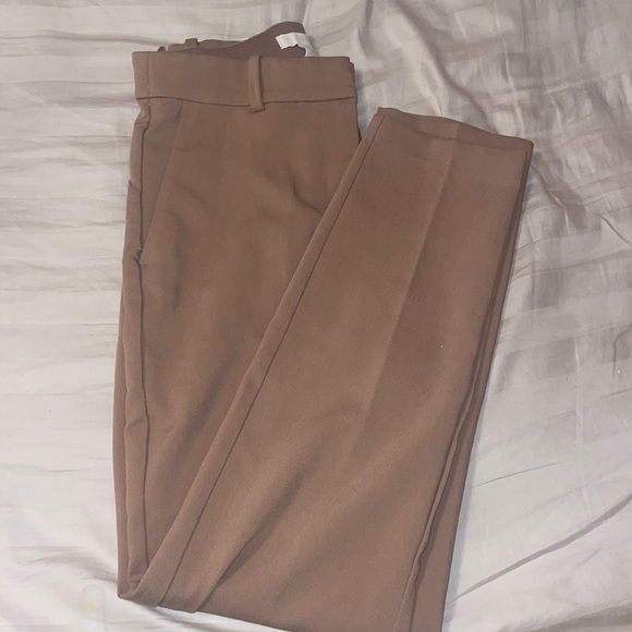 H & M Beige Pants - Picture 4 of 4
